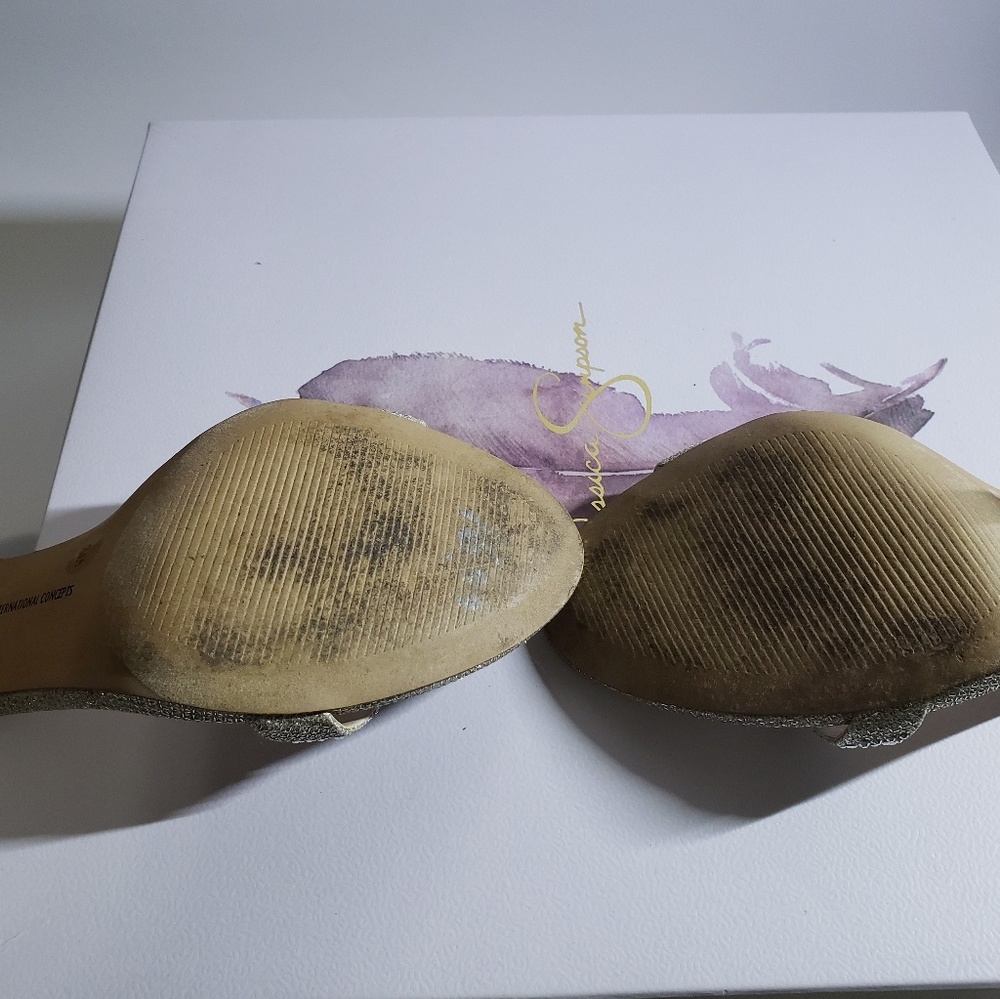 Heels - Picture 6 of 6